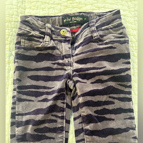 Mini Boden Purple Striped Velvet Pants, Size 4T. - Picture 2 of 8